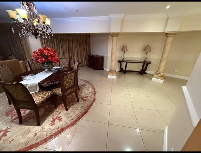 3 BEDROOM APARTMENT FOR SALE IN HYDE PARK